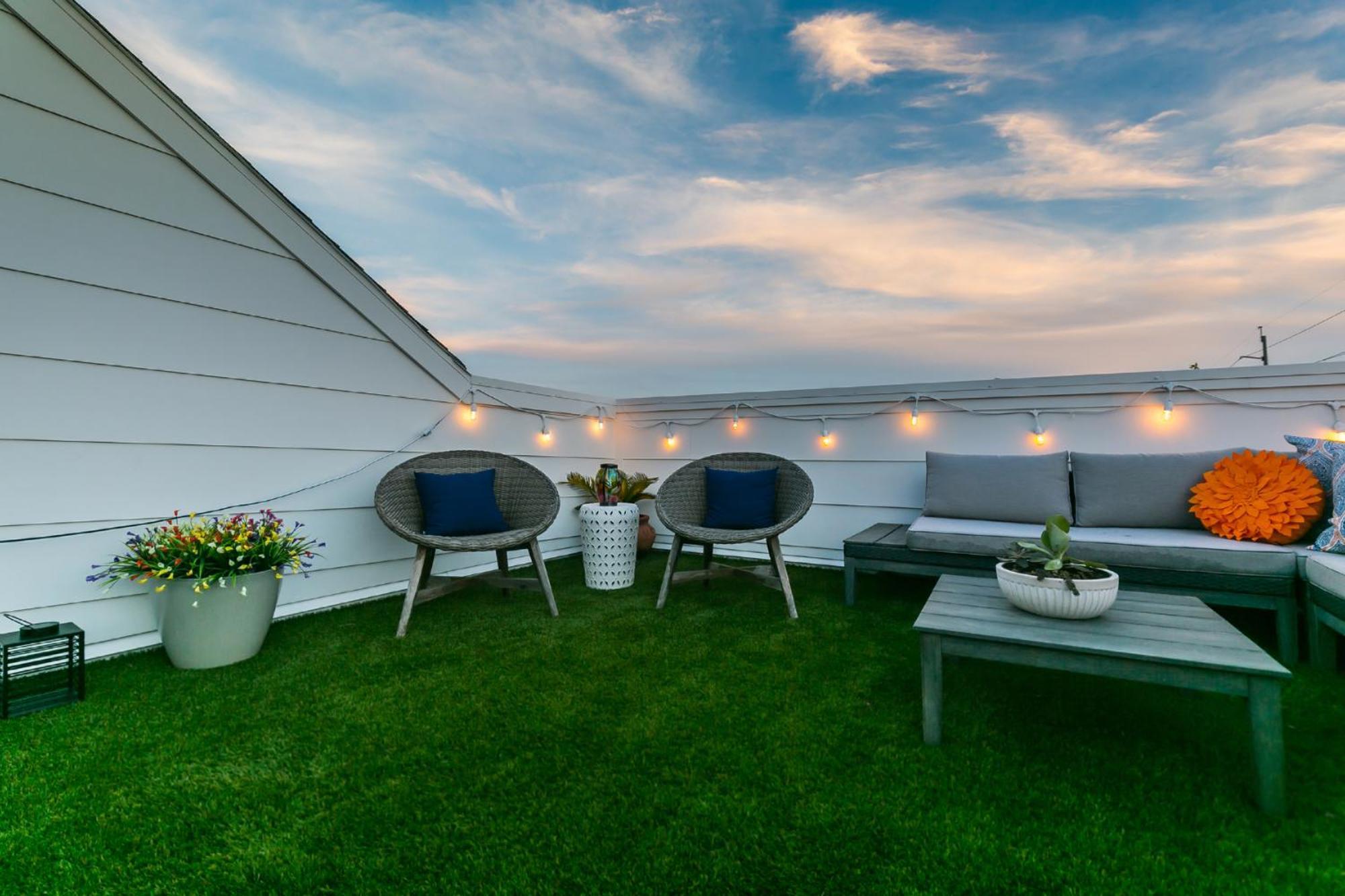 Montrose Guesthouse Suites By Dunyha Хьюстон Экстерьер фото